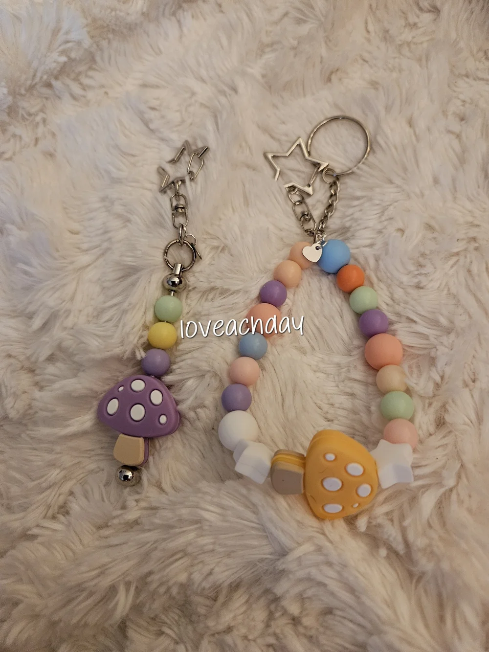 🍄Pastel Mushroom🍄Silicone Keychain & Bracelet Keychain Set